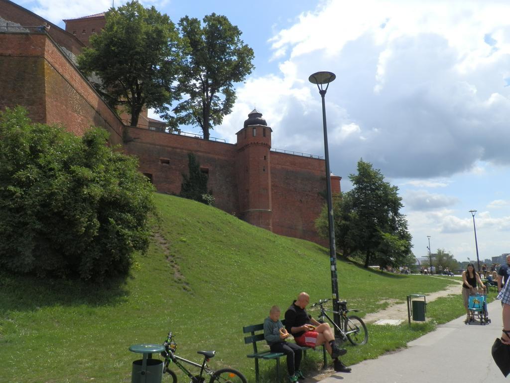 Studio Na Powislu Krasków Exterior foto